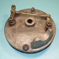 Барабан переднего тормоза без колодок Урал